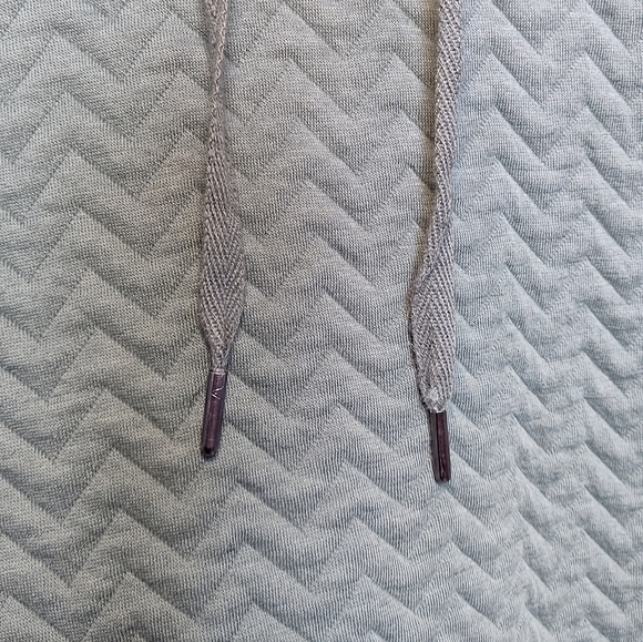 Spaulding Women's Green‎ Chevron-Quilted Yoga Hoodie Size Large - Picture 8 of 9